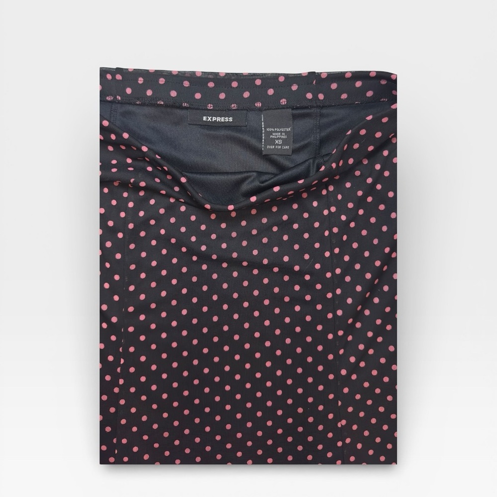 Express Knee Length Black and Pink Polka Dots Skirt XSMALL - Picture 2 of 4